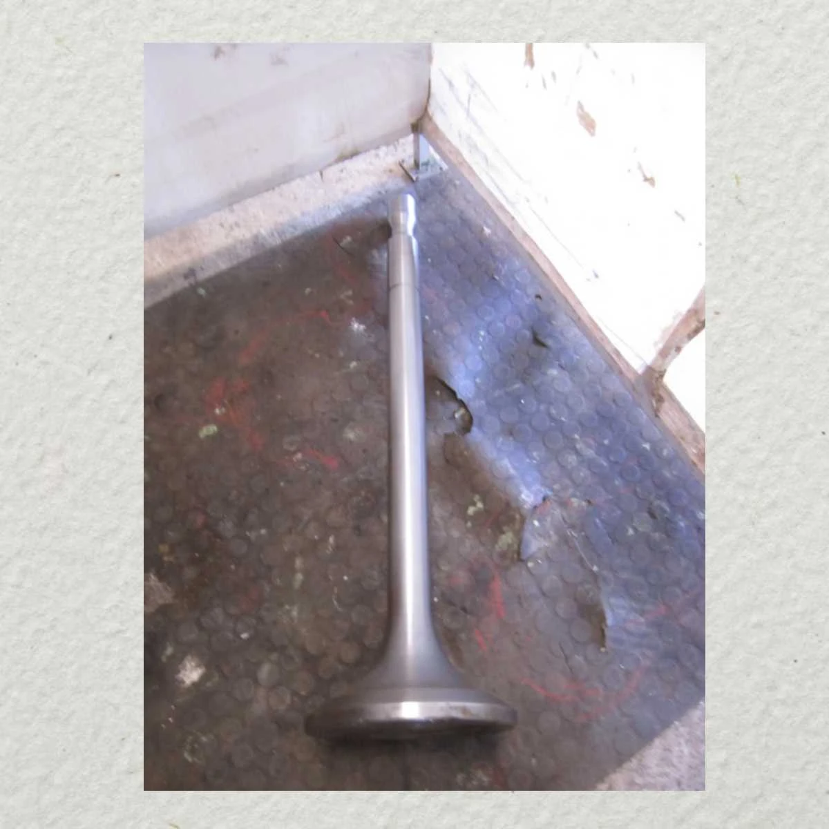 VALVE SPINDLE MITSUBISHI MAIN ENGINE SPARES 