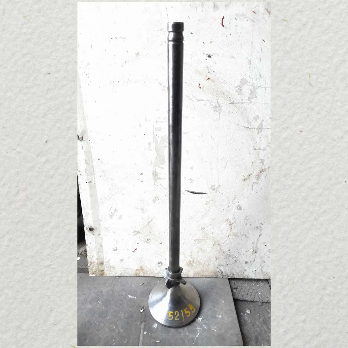 VALVE SPINDLE MAN MAIN ENGINE SPARES 