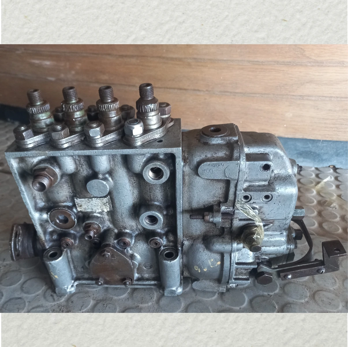 FUEL PUMP DEUTZ AUXILIARY SPARES 