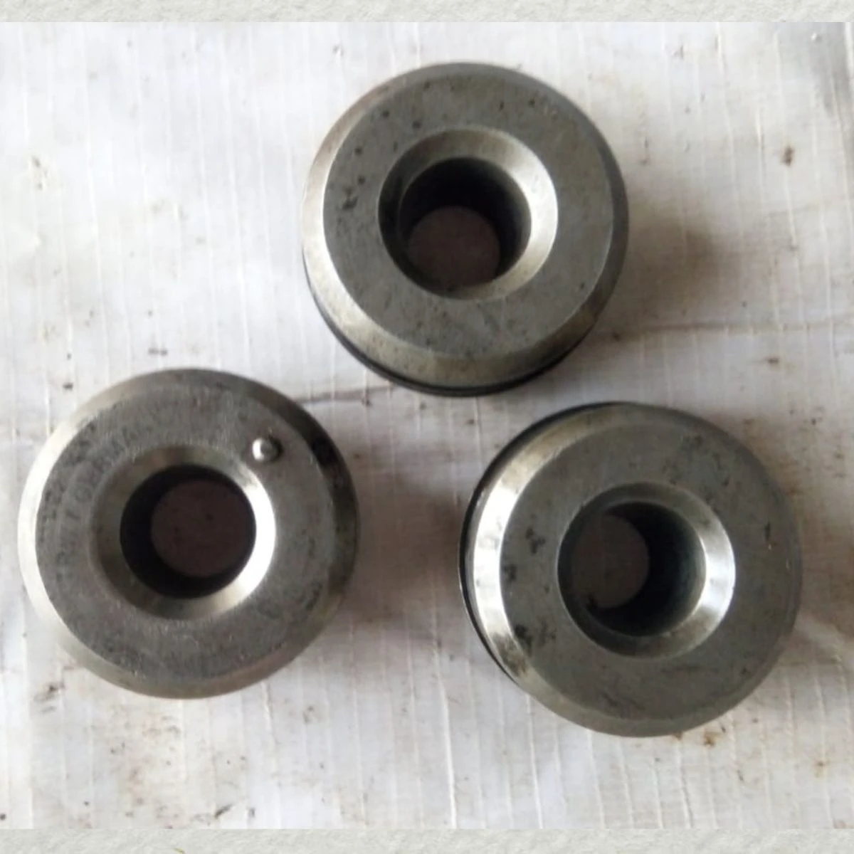 VALVE LOCK PLATE DEUTZ AUXILIARY SPARES 