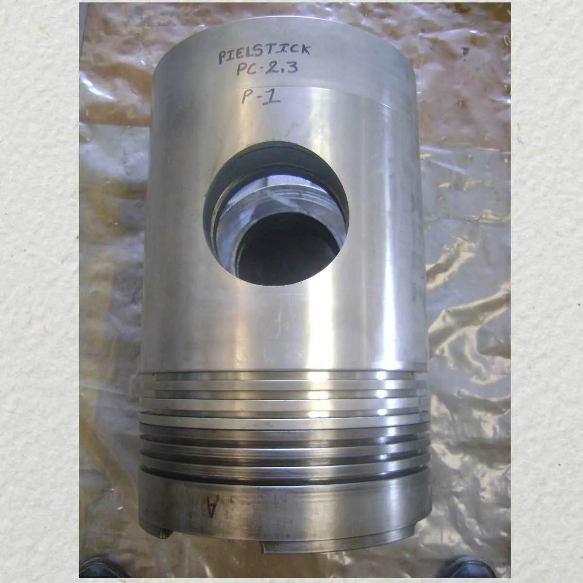 PISTON  PIELSTICK MAIN ENGINE SPARES 