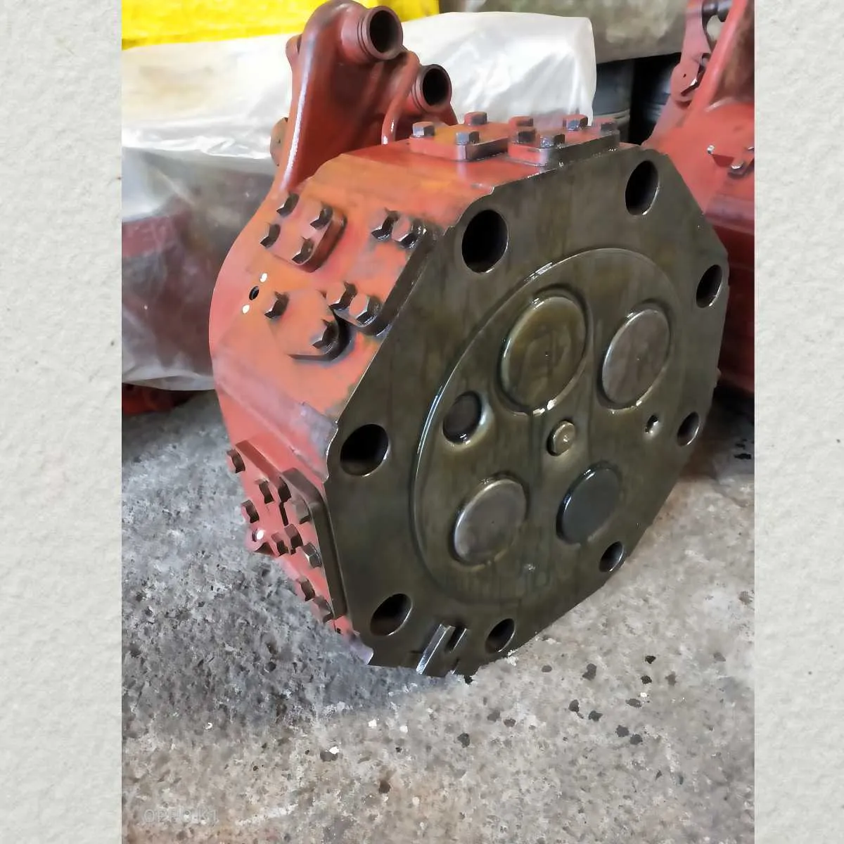 CYLINDER HEAD PIELSTICK MAIN ENGINE SPARES 