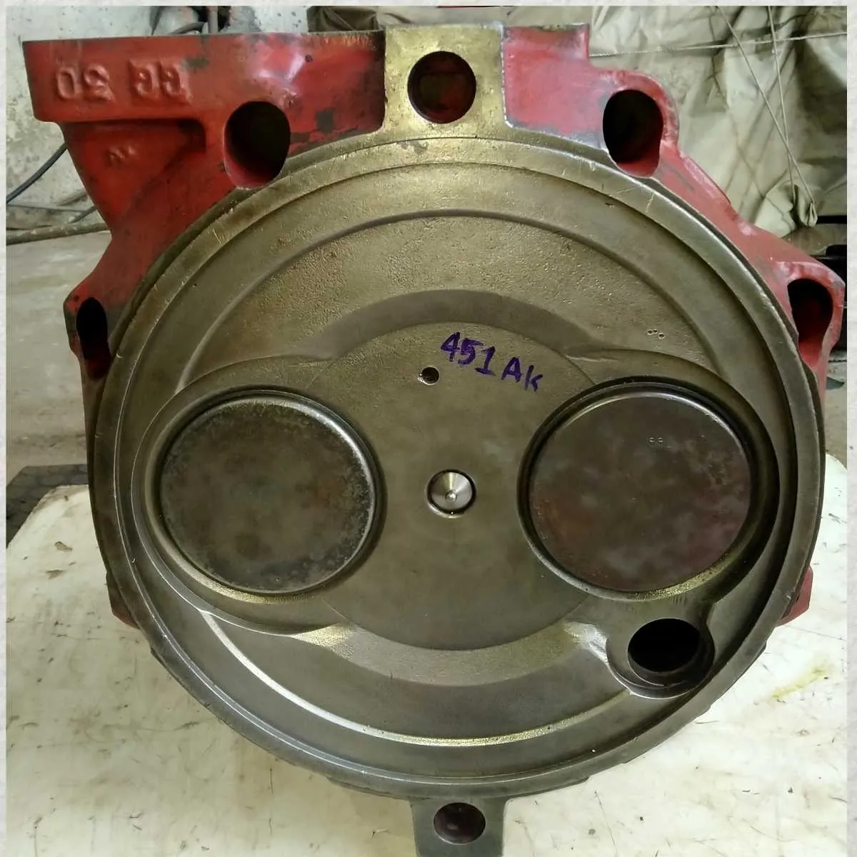 CYLINDER HEAD MAK MAIN ENGINE SPARES 