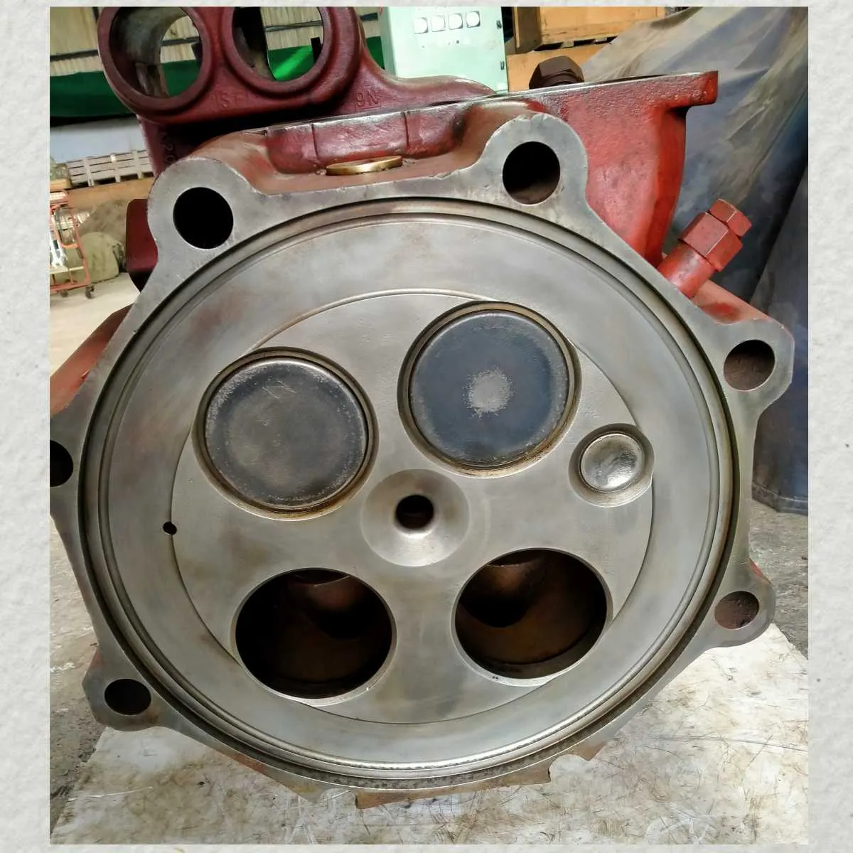 CYLINDER HEAD DEUTZ MAIN ENGINE SPARES 