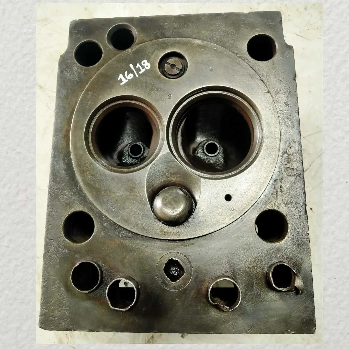 CYLINDER HEAD MAN AUXILIARY SPARES 